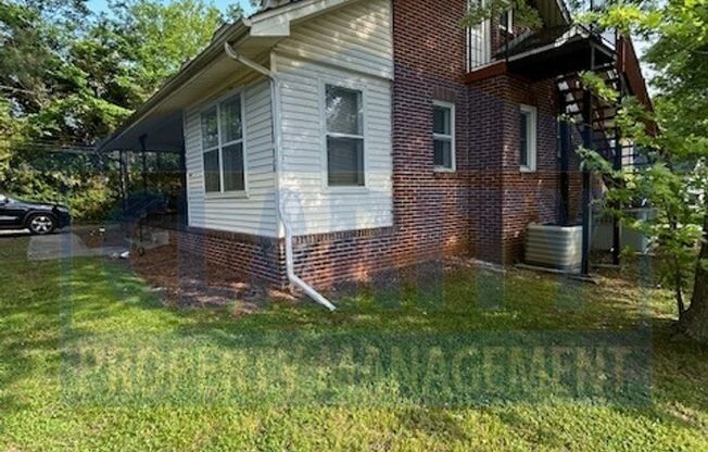 Studio apartment across the street from Lee University!