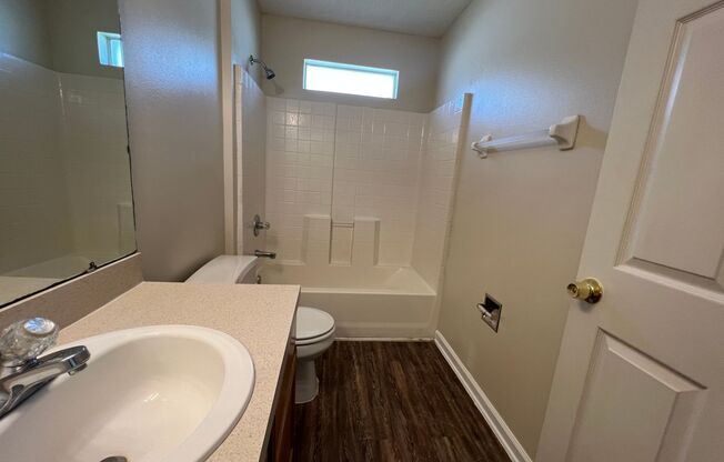 $1595 3/2 - R Section in Palm Coast - Available Now!