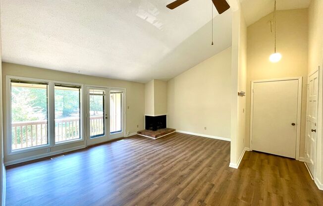 UPDATED 2 bedroom apartment in the OAKs, with community pool.