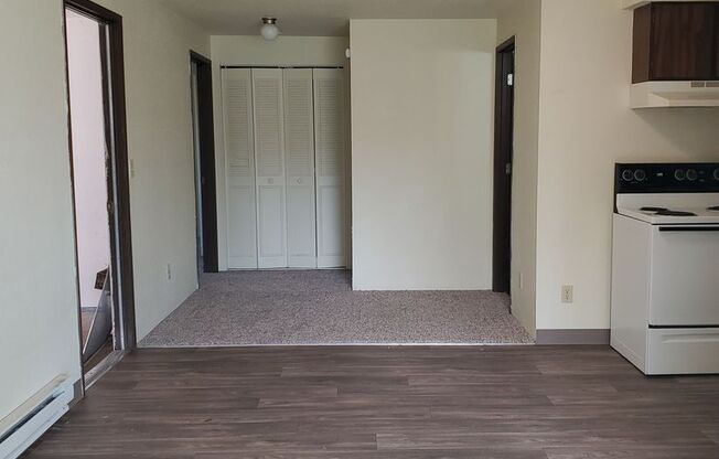 2 beds, 1 bath, $1,500