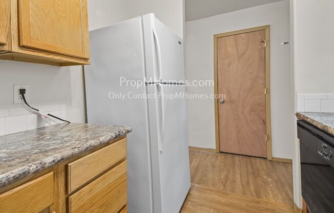 2 beds, 1.5 baths, $1,499, Unit 2338 SE 89th Avenue - Unit D