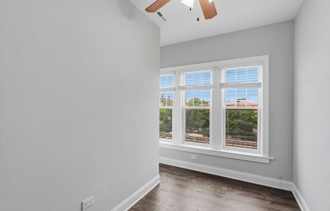 2 beds, 1 bath, 700 sqft, $2,395, Unit 1112-3rd Floor