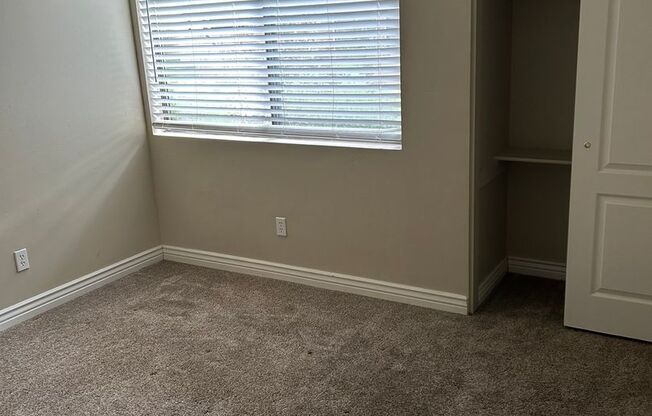 2 beds, 2 baths, $1,800, Unit #21-133