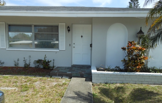 233 Gatewood Dr