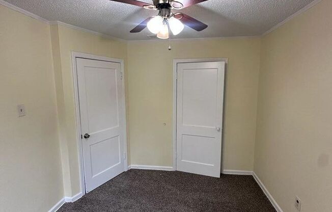 3 beds, 2 baths, $949