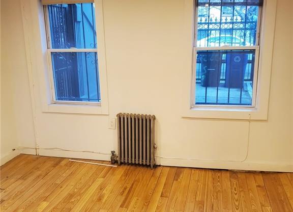 200 SPENCER ST