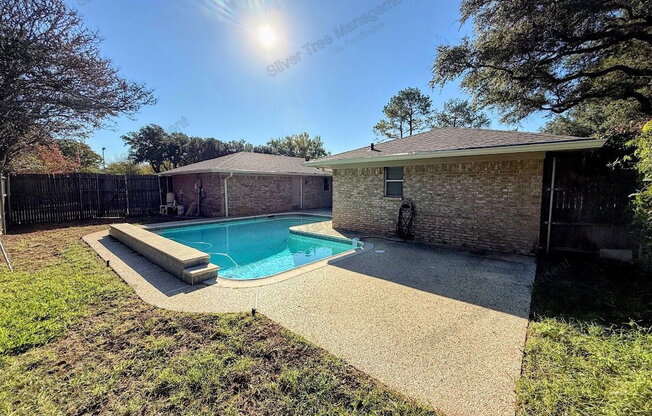 4 beds, 3 baths, 2,321 sqft, $2,695