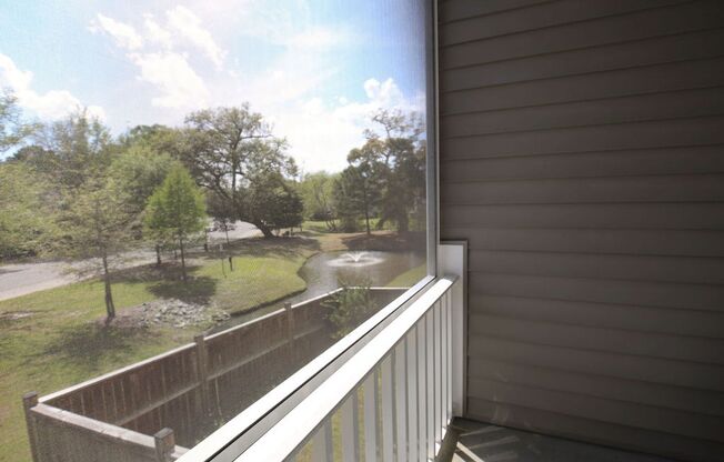 Available 5/1. Beautiful 3 BR/3 BA Townhouse Available in Ashley Park!
