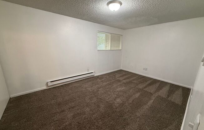 2 beds, 1 bath, 1,000 sqft, $1,495, Unit B - 201