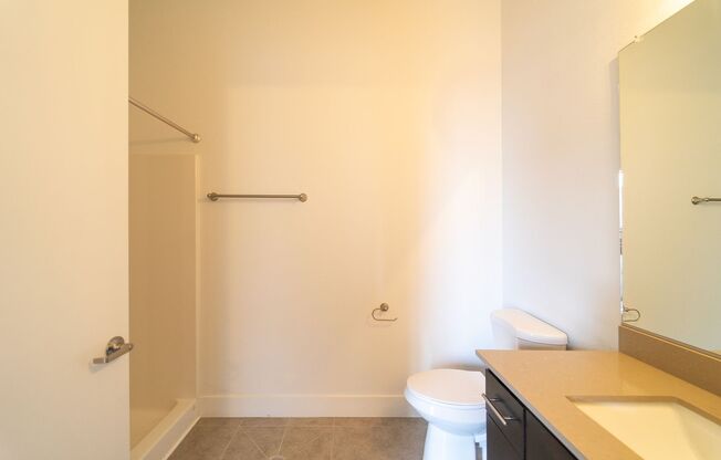 Studio, 1 bath, 432 sqft, $1,199, Unit 2313