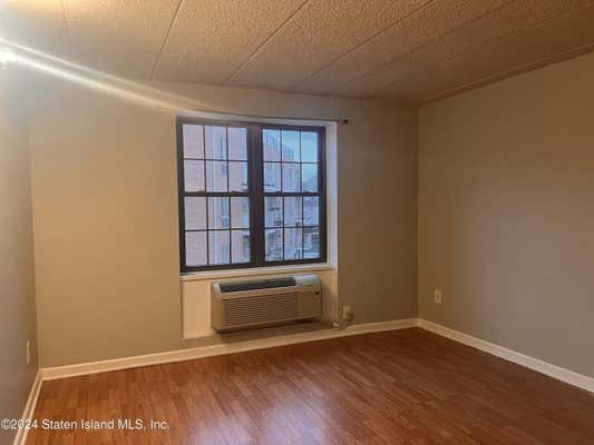 1 bed, 1 bath, 900 sqft, $1,750, Unit 2E