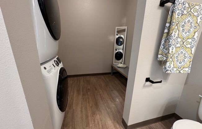 Studio, 1 bath, 416 sqft, $1,225, Unit 102