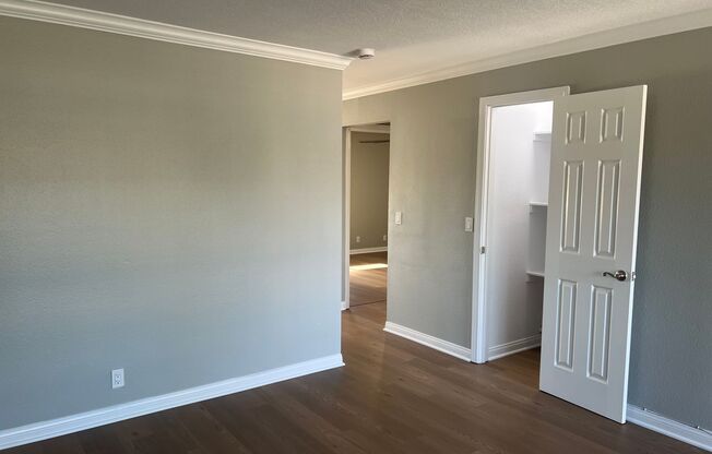 1 bed, 1 bath, 700 sqft, $2,450, Unit K-8
