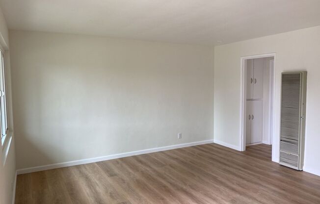 1 bed, 1 bath, 549 sqft, $2,950, Unit B