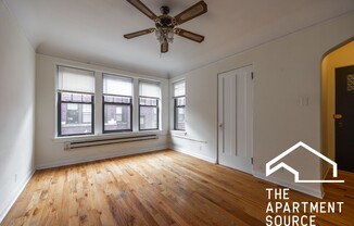 4417 N Wolcott Ave B2