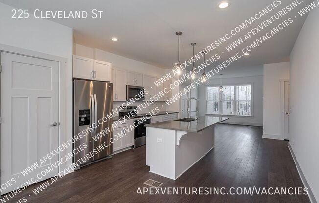 225 CLEVELAND ST
