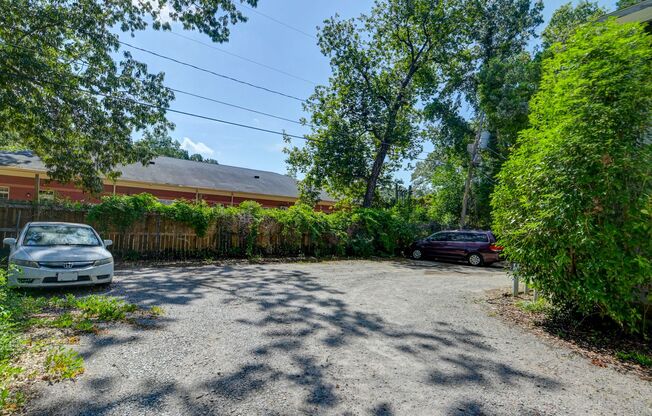Just 8 Minutes from USC – Charming 2 Bedroom Home with Covered Front Porch!