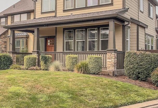 North Plains 4 Bedroom 2.5 Bath Home Available !!