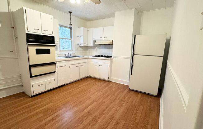 825 11th Ave - LEASING ONLY