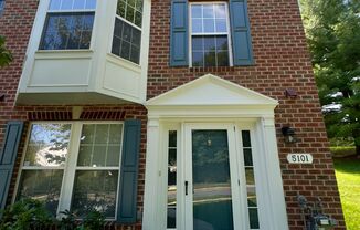 3 beds, 2.5 baths, $2,850