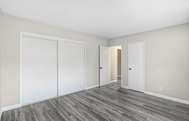 Cazador Court Apartments