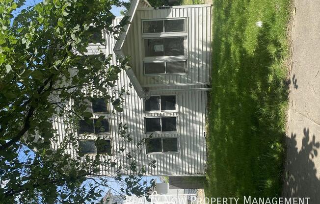 2914 WOODBRIDGE AVE