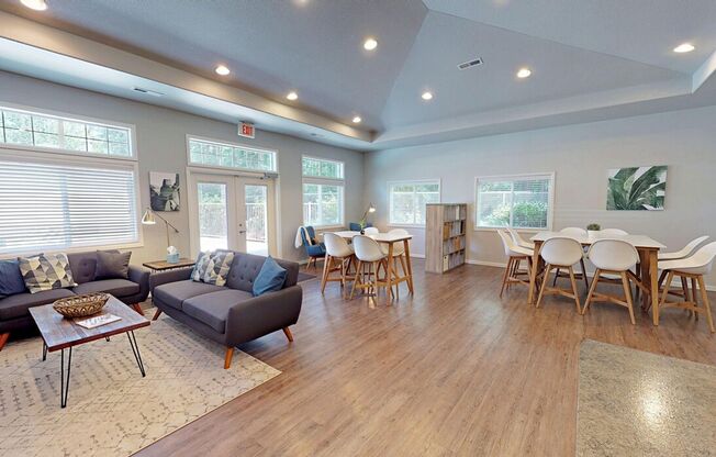 2 beds, 1.5 baths, 870 sqft, $1,549, Unit Q-185