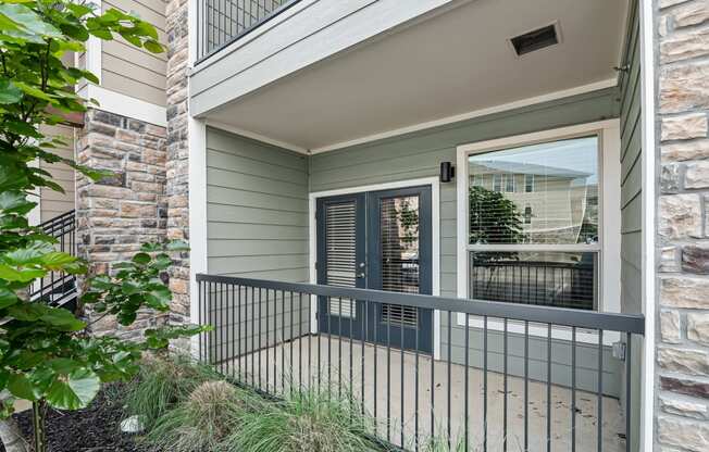 the preserve at ballantyne commons home balcony and door