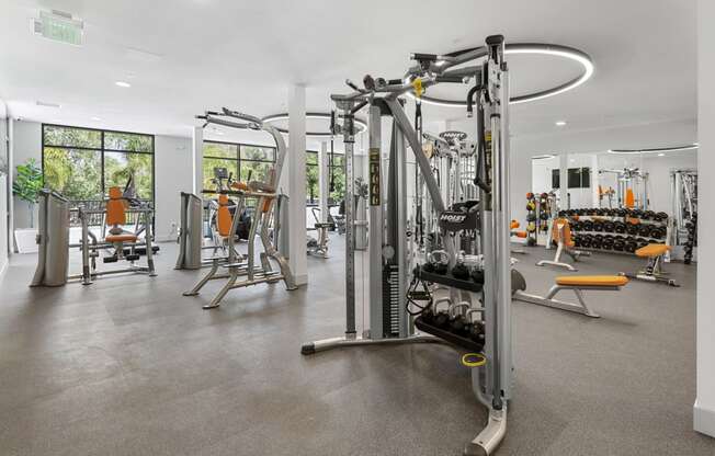 the gym at the knightsbridge apartments