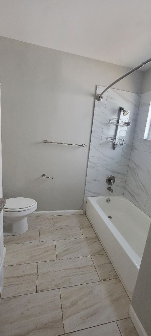 1 bed, 1 bath, 700 sqft, $2,025, Unit 03
