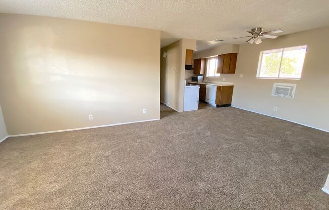 1 bed, 1 bath, 576 sqft, $995, Unit 02