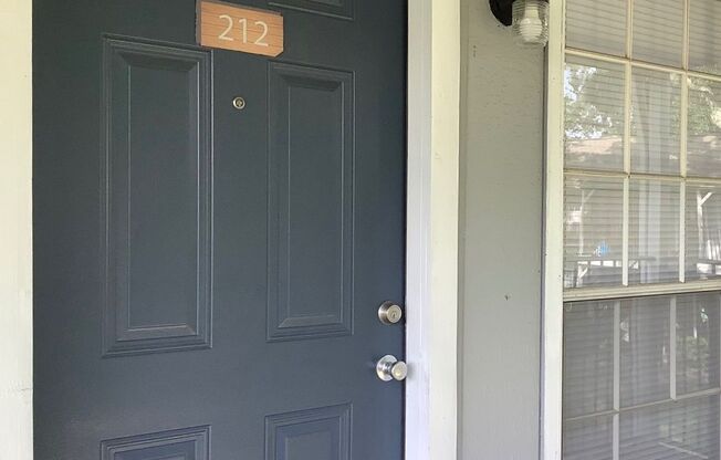 2 beds, 1.5 baths, 910 sqft, $1,299, Unit 2-212