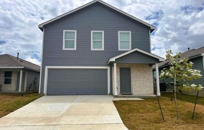 4 Bedroom 2.5 bath home ready for move-in