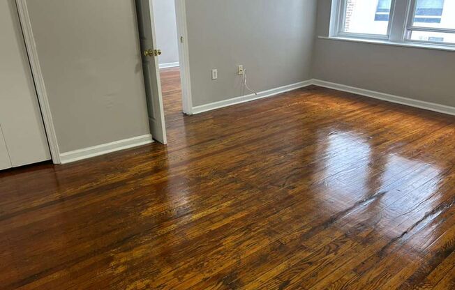 1 bed, 1 bath, 550 sqft, $1,250, Unit B16