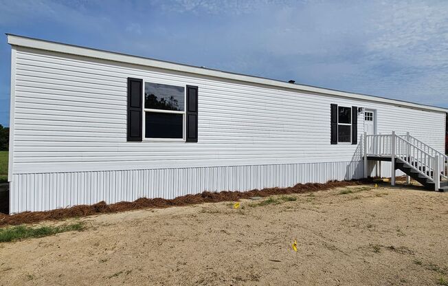 BRAND NEW!! VERY NICE 3 bedroom, 2 bath home in Aynor! Very clean and maintained area!