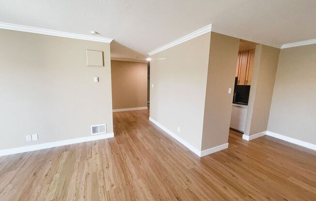 1 bed, 1 bath, 900 sqft, $2,850, Unit #11