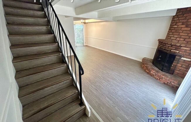 2 beds, 1.5 baths, 950 sqft, $1,975, Unit Apt. 12