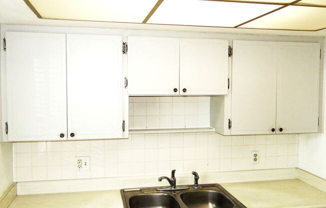 2 bed / 2bath condo in the heart of Clearwater