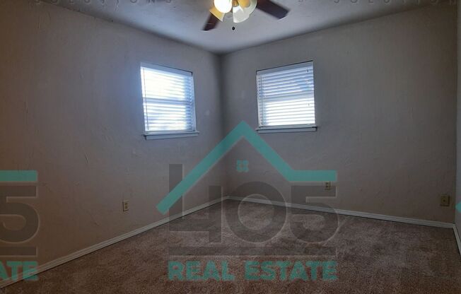 3 beds, 2 baths, $1,400