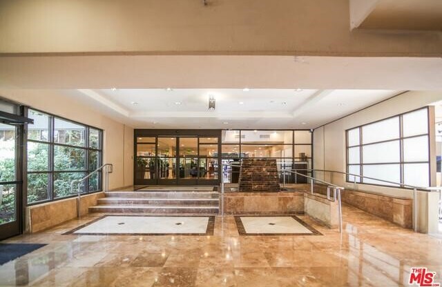 2 beds, 2 baths, 1,193 sqft, $3,250, Unit 1011