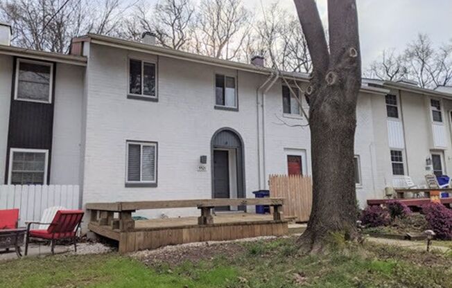 5521 Mystic Court