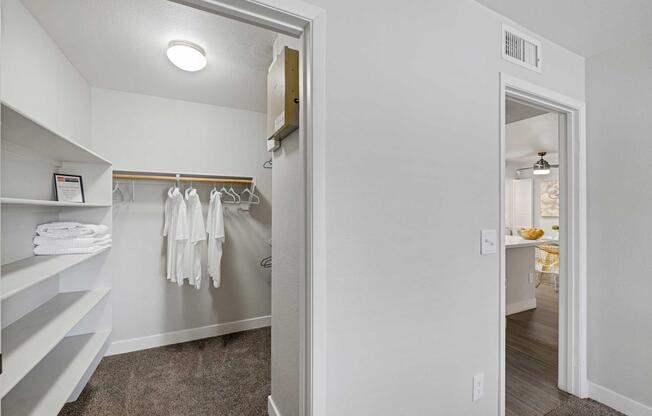 2 beds, 2 baths, 1,052 sqft, $1,605