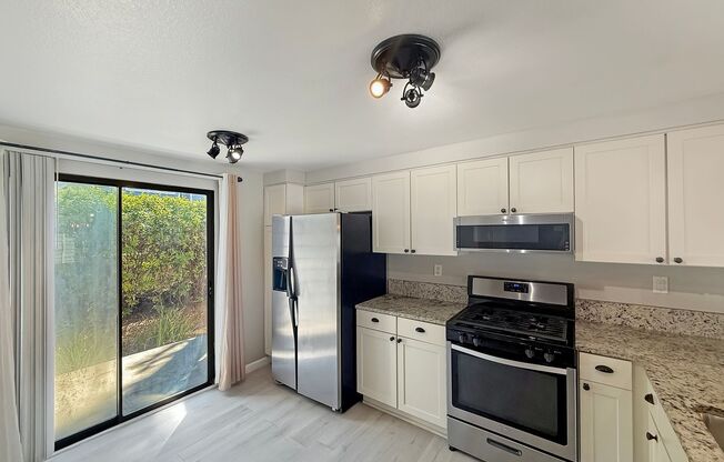 Stunning 2BD/2BA Condo on Scripps Ranch Blvd w/ In-Unit Laundry & 2-Car Garage