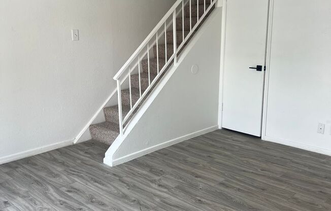 2 beds, 2 baths, 992 sqft, $1,800, Unit 15