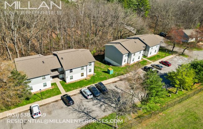 2 beds, 1 bath, 650 sqft, $975, Unit 100 Valley View Drive; Apt. B15