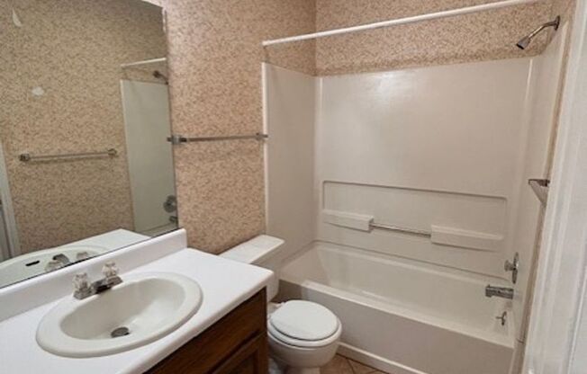 2 beds, 2 baths, $865, Unit A-12