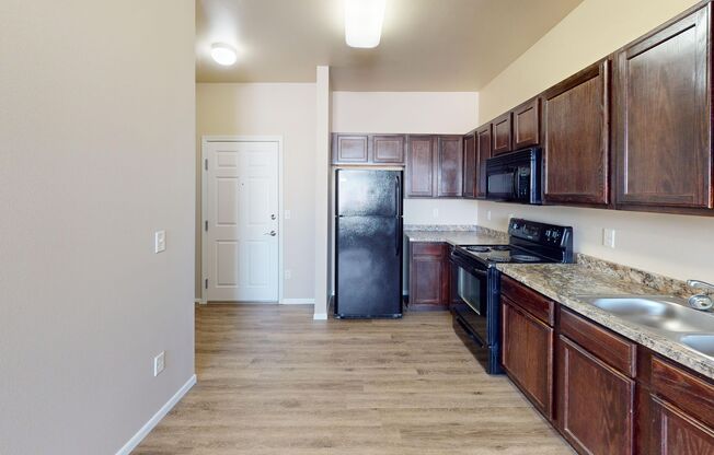 Studio, 1 bath, 600 sqft, $895, Unit 1227-305