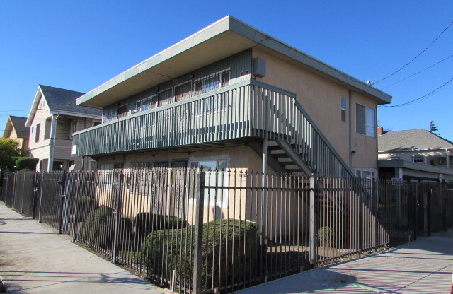 Studio, 1 bath, 312 sqft, $1,200, Unit 2033A