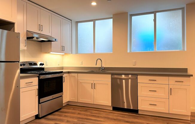 Recently Remodeled two bed, two bath + two bonus room apartment for rent!
