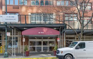 1 bed, 1 bath, 819 sqft, $5,000, Unit PH4D